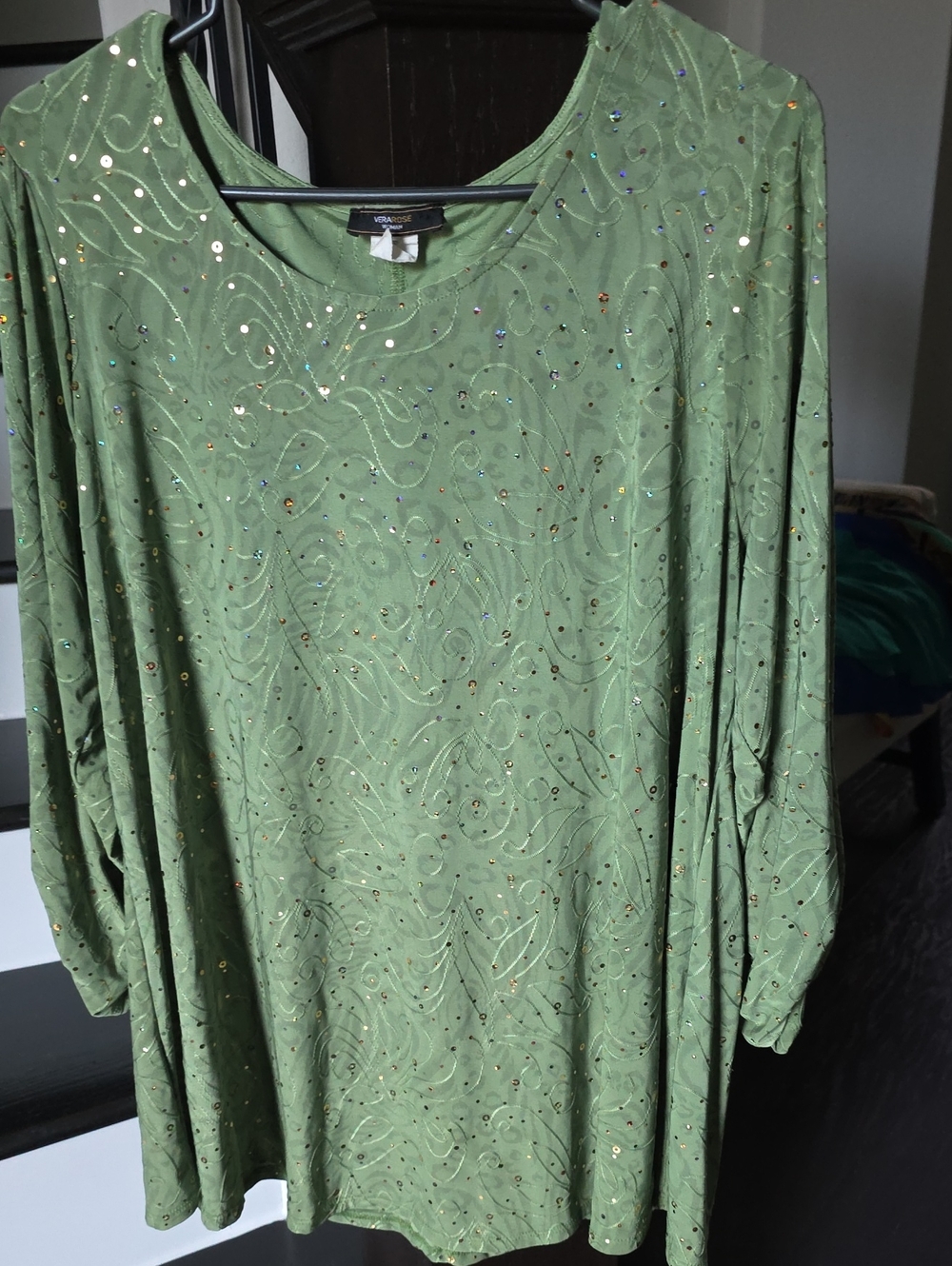 Embellished Olive Green Long-Sleeve Women's Tee